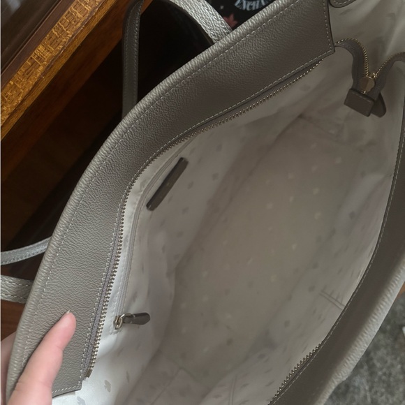 Kate Spade ♠️ Lori Taupe Textured Tote Bag - Picture 5 of 6